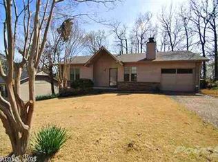 15 Oak Point Ct, Little Rock, AR 72211