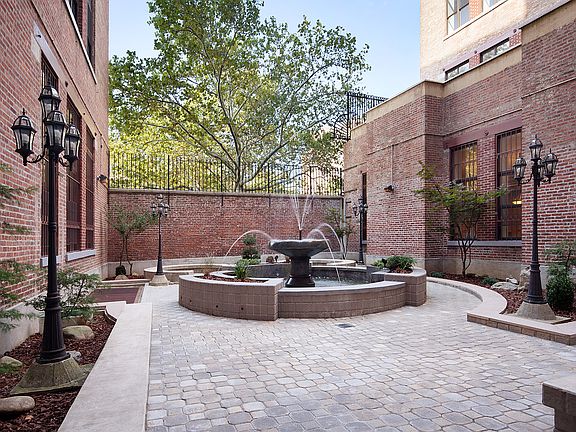 2nd image of 371 Madison St APT 207