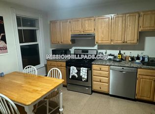 74 Hillside St #2, Roxbury Crossing, MA 02120