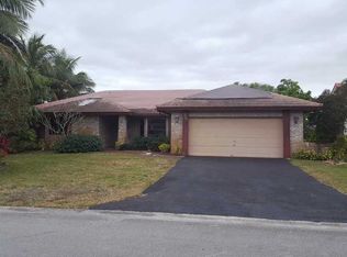 186 NW 108th Ave, Coral Springs, FL 33071