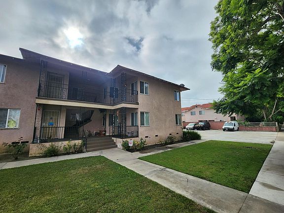 2nd image of 12632 Adelle St #E