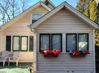 155 Castle Rock Rd, Lake Hopatcong, NJ 07849