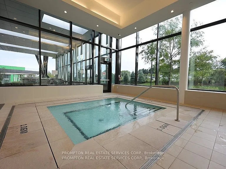 85 McMahon Dr #1507 — Photo 21