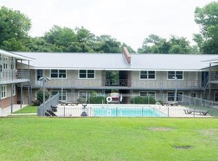412 Oakridge Ave #37, Fayetteville, NC 28305