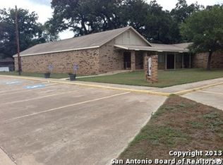 128 Patrick Ave, Pleasanton, TX 78064