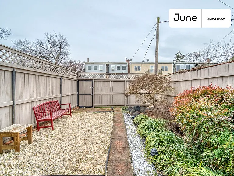 1843 Burke St SE #2 — Photo 5