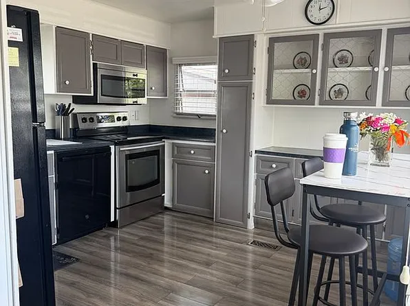 8201 S Santa Fe Dr Lot 192, Littleton, CO 80120