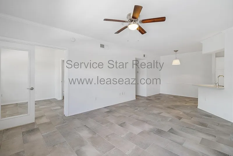 2 bed, 1.0 bath, 924 sqft, $1,775 — Photo 4