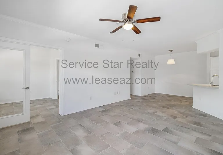 15095 N Thompson Peak Pkwy #2011 — Photo 4
