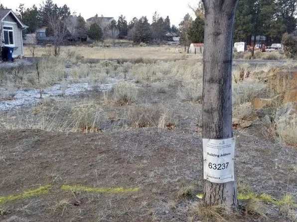63237 Logan Ave, Bend, OR 97701