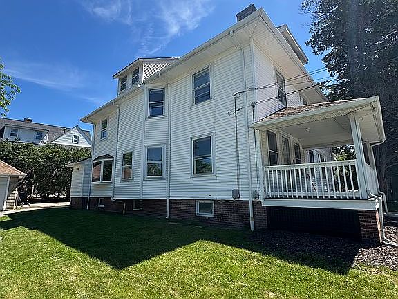 3rd image of 2249 Cranston St