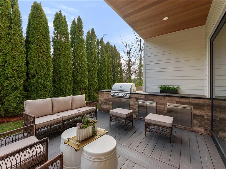 12811 SE 44th Pl — Photo 35