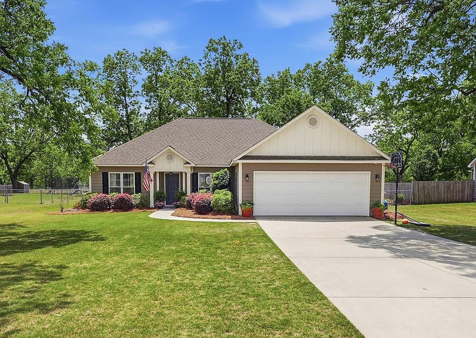 1st image of 157 Wisteria Ln