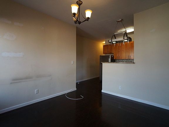 2nd image of 235 2nd Ave APT 4B
