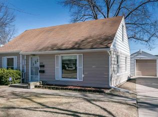 1101 20th St SW, Cedar Rapids, IA 52404