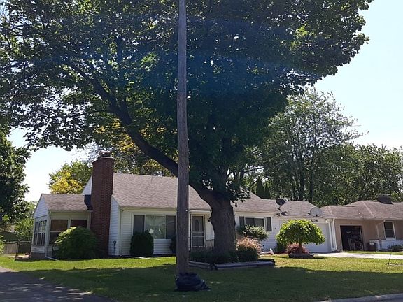 3rd image of 1276 Wilson Ave