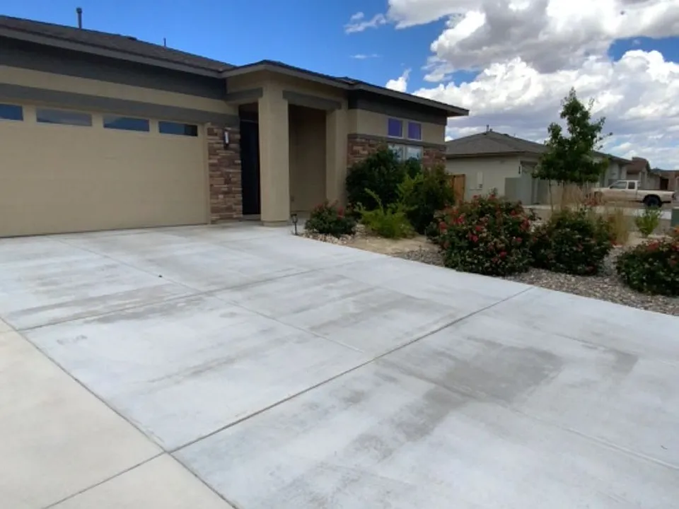 785 Palomino Dr