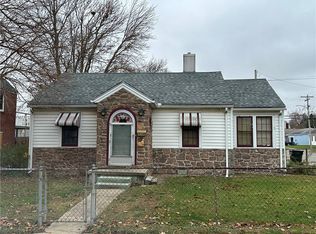 436 W Court St, Paris, IL 61944