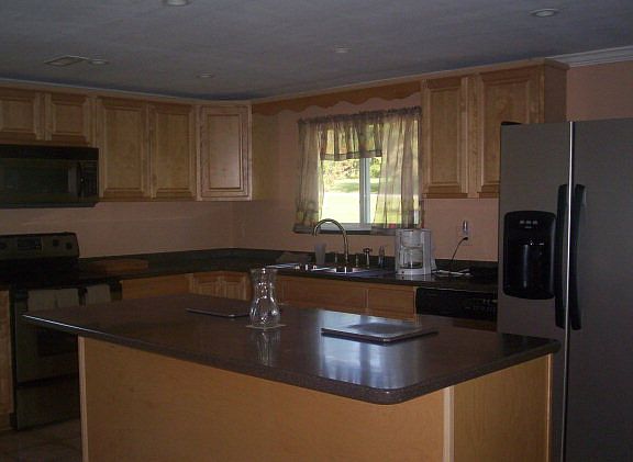 4th image of 255 Scarlett Dr
