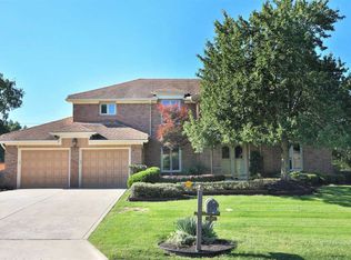 199 W Campus View Blvd, Columbus, OH 43235