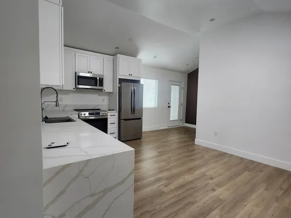 12742 Lorne St, North Hollywood, CA 91605