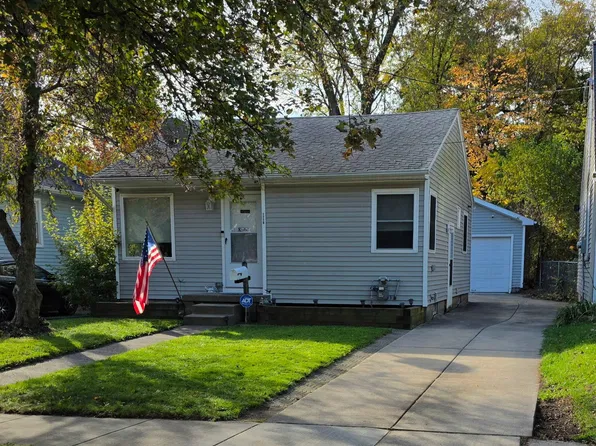 1719 Robertson Ave, Lansing, MI 48915