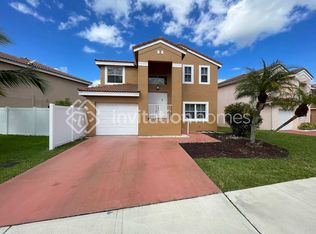 7521 Santa Monica Dr, Pompano Beach, FL 33063