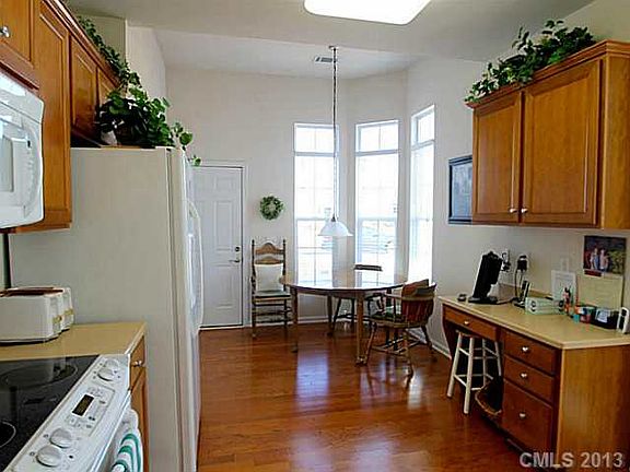 4th image of 20049 Dovekie Ln