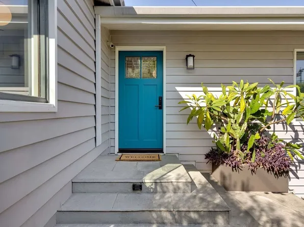 9009 Lloyd Pl, West Hollywood, CA 90069