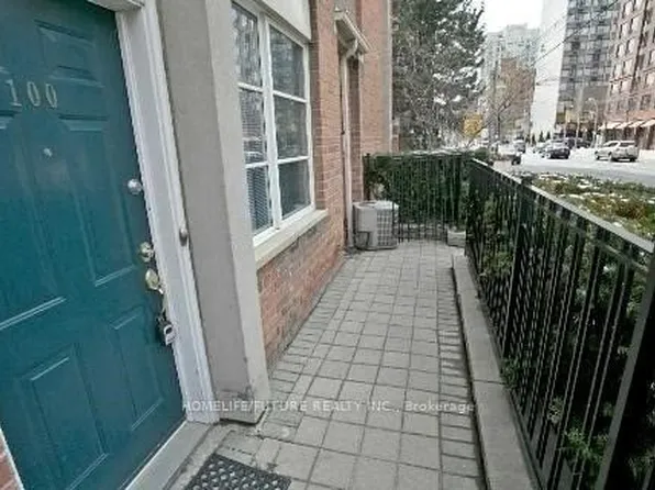 415 Jarvis St, Toronto, ON