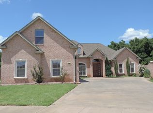 2 Hazel Ct, Wichita Falls, TX 76308