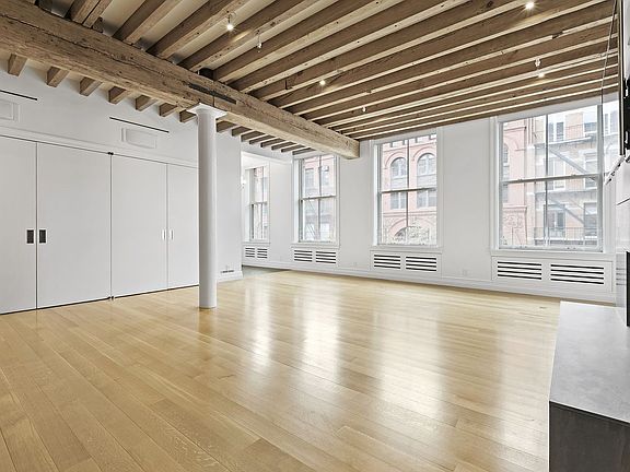 3rd image of 465 West Broadway