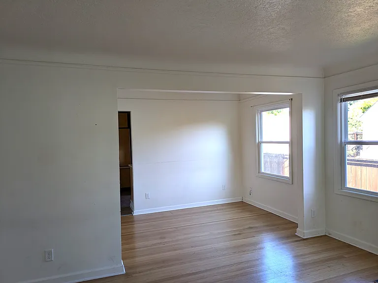7081 N University Ave — Photo 7