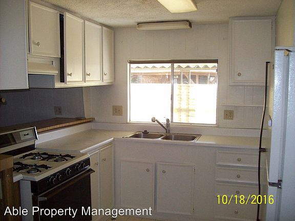 2nd image of 6126 Cypress Ave
