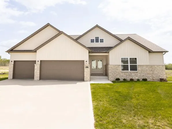 801 Golden Bell, O'Fallon, IL 62269