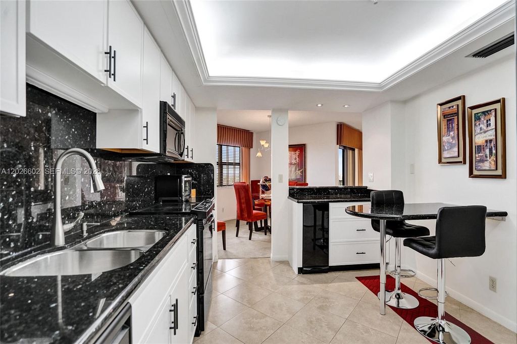 501 N Riverside Dr #Penthouse 2, photo 5