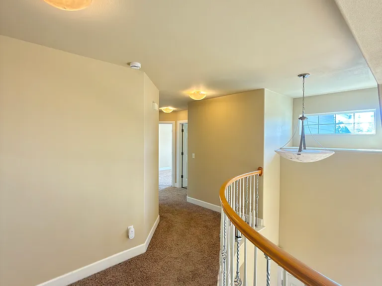 15913 Bridgeview Dr — Photo 11
