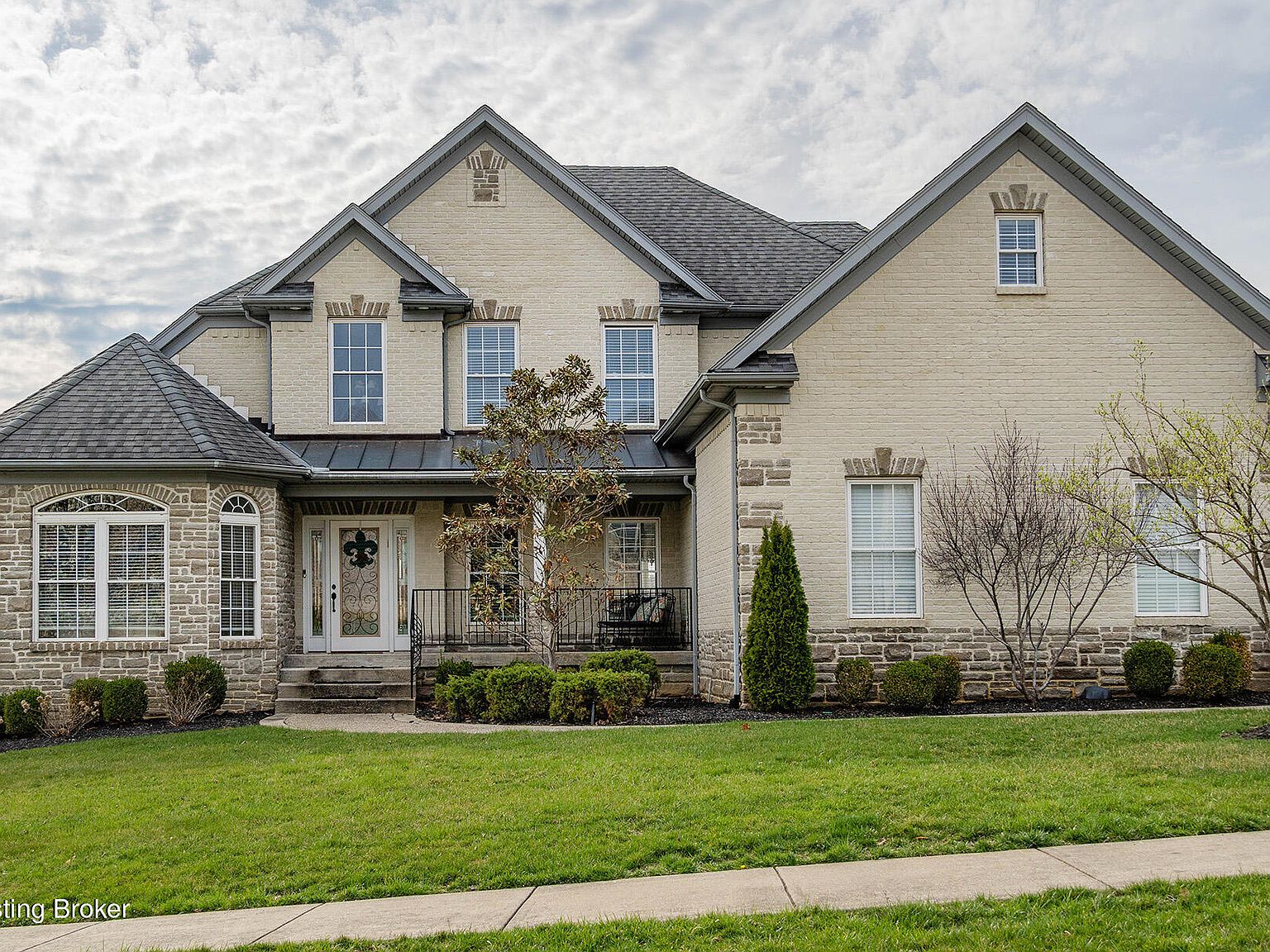 1005 Fossil Creek Cir, Louisville, KY 40245 | MLS #1632396 | Zillow