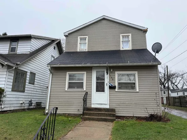 1158 E Indiana Ave, South Bend, IN 46613