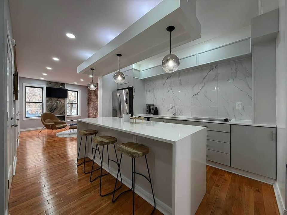 1st image of 671 Flatbush Ave #2