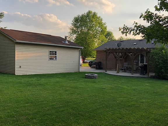 4th image of 303 Windham Hill Ct