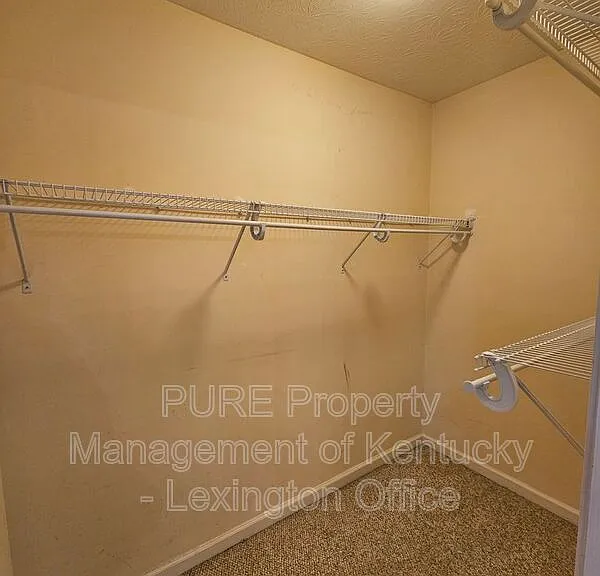 528 Newbury Way — Photo 20