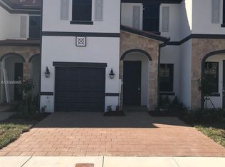10362 W 33rd Ln, Hialeah, FL 33018