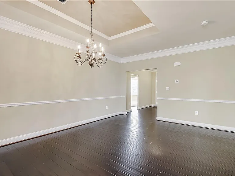 5815 New Berne Rd — Photo 9