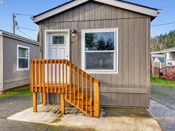 5th image of 3441 SE 111th Ave Unit 20