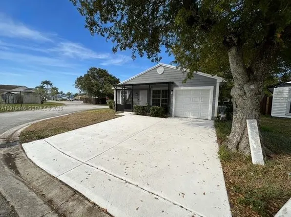 1792 SW 84th Ave, Hollywood, FL 33025