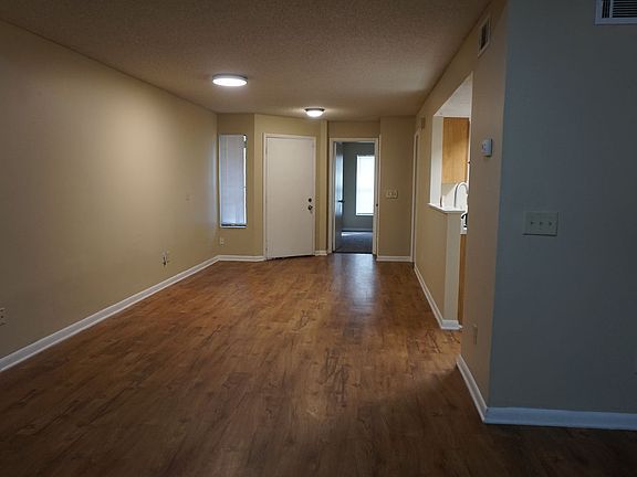 3rd image of 8536 Colony Pine Cir W