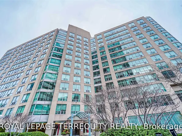 942 Yonge St #319, Toronto, ON M4W 3S8