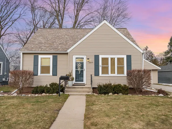 1509 Ohio St, Midland, MI 48642