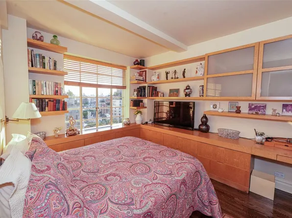 320 Central Park West image 8 of 13